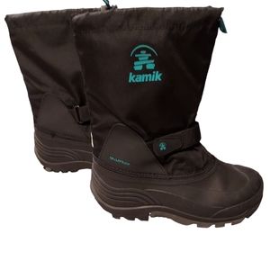 Kamik Boys Boots Lined Mid Calf Waterproof Black  Size 5 VERY GENTLY WORN!